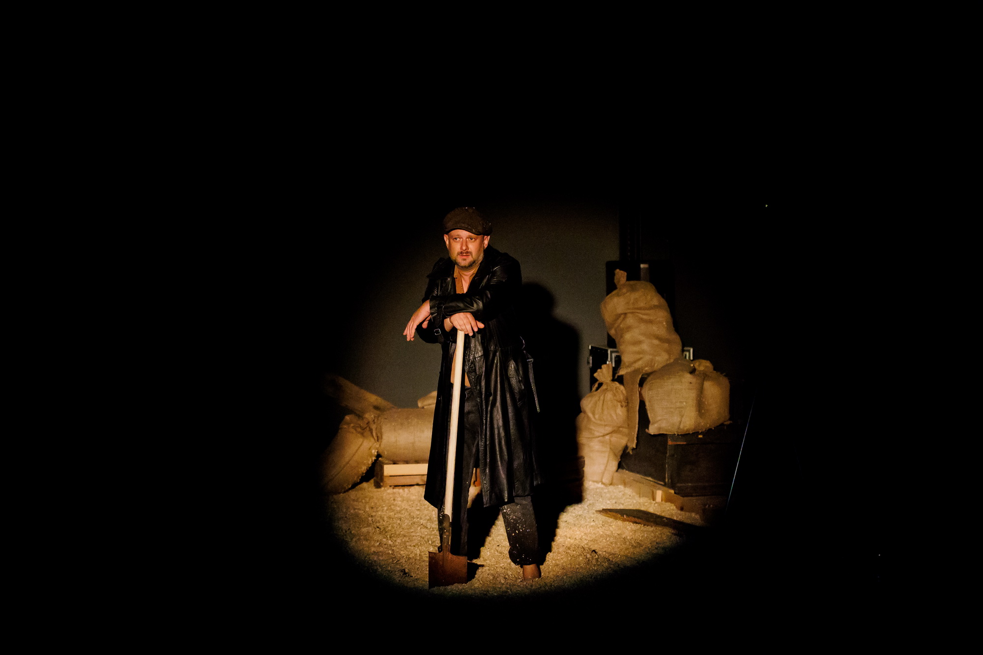 Fotorelacja ze spektaklu ,,Pięć i pół człowieka” w ramach Teatru Polska 2024