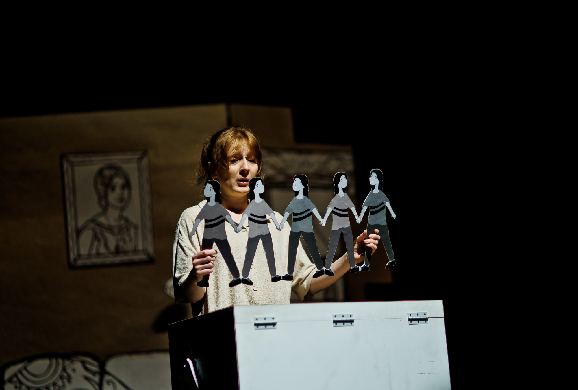 Zapraszamy na fotorelację ze spektaklu ,,Pustostany” Białostocki Teatr Lalek | CZWARTA ŚCIANA – Teatr bez krindżu